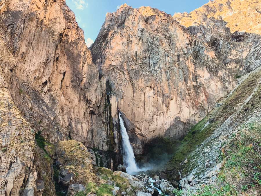 Cascadas De Fure, Fure Waterfall, Colca Canyon trek, things to do in the Colca Canyon, waterfall, mountains, path, sky