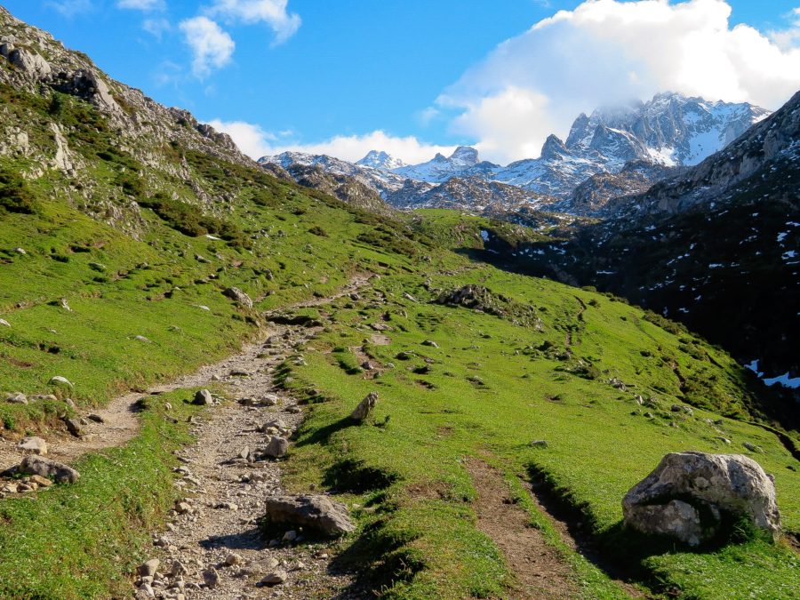 Buferrera Ordiales, Picos de Europa National Park, mountains, grass, trail, stones, snowy peaks, clouds, sky