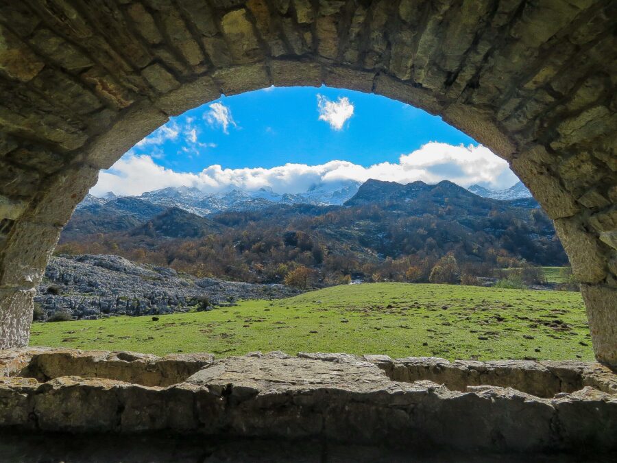 Chapel of the Good Shepherd, window, stone chapel, Picos de Europa National Park, grass, mountains, sky, clouds