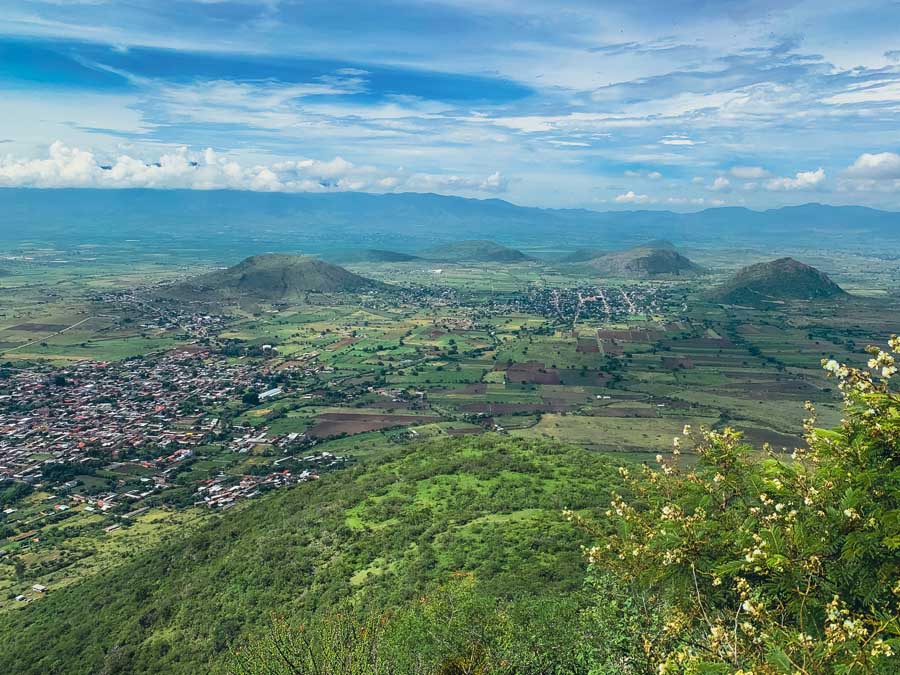 East Oaxaca Valley, Cerro Picacho, Valley of Oaxaca, Oaxaca to Mitla, Teotitlan del Valley, mountains, clouds