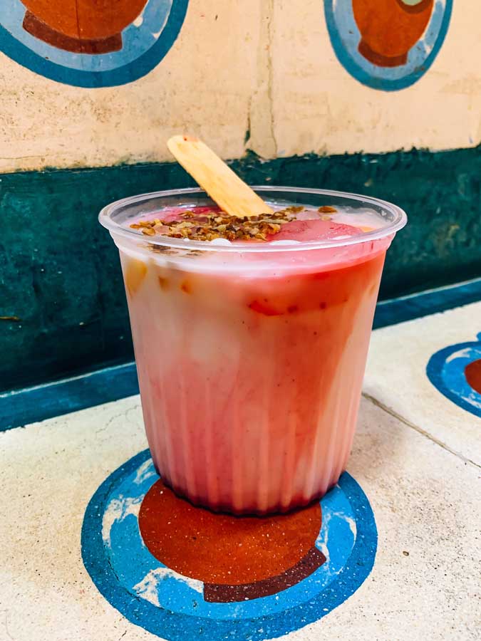 Horchata con tuna, things to drink in Oaxaca Mexico, cup, Mercado Benito Juárez, Aguas frescas Susi