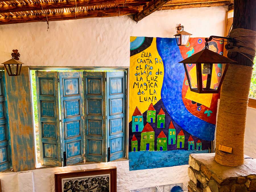 Luz de Luna, top oaxaca restaurants, painting, windows, interior of restaurant, places to eat in oaxaca, Huayapam Oaxaca