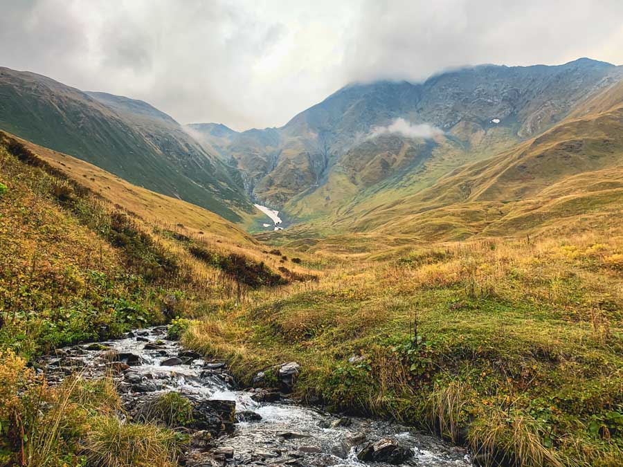 Roshka to Sadzele Pass, Rosha to Juta Hike, river valley clouds, mountains