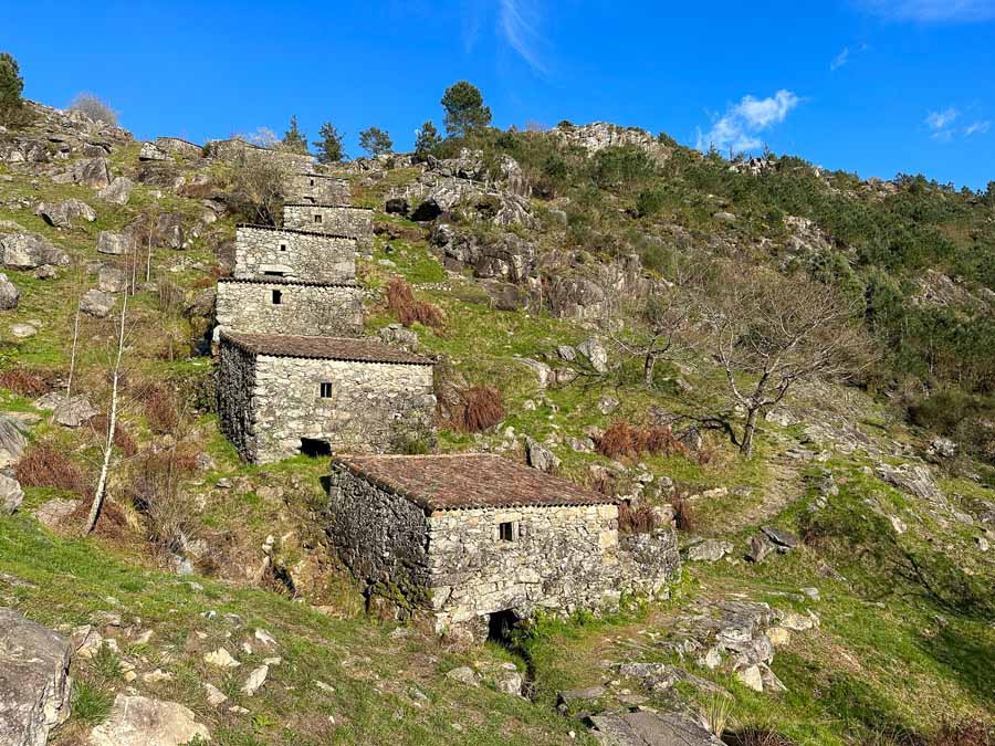 The incredible stone mills found on the Ruta dos Muíños do Folón e do Picón in Galicia